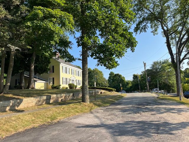 132 Main St, Sandwich, MA 02563
