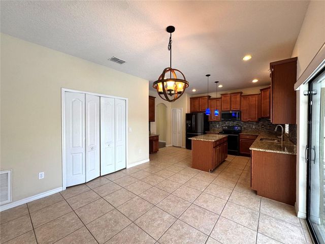 2890 SPRING BREEZE WAY, Kissimmee, FL 34744