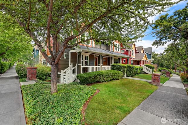 5807 B 55th Avenue NE, Seattle, WA 98105