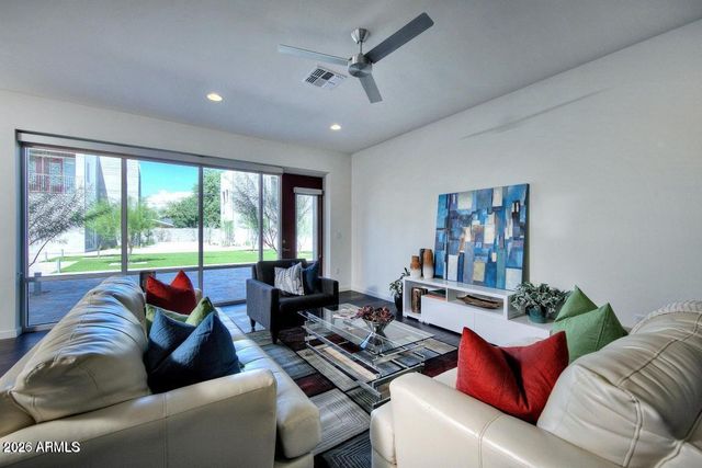 4700 N 40th Street Apt 109, Phoenix, AZ 85018