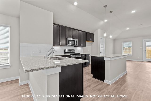 31015 Newcomb Landing Lane, Waller, TX 77484