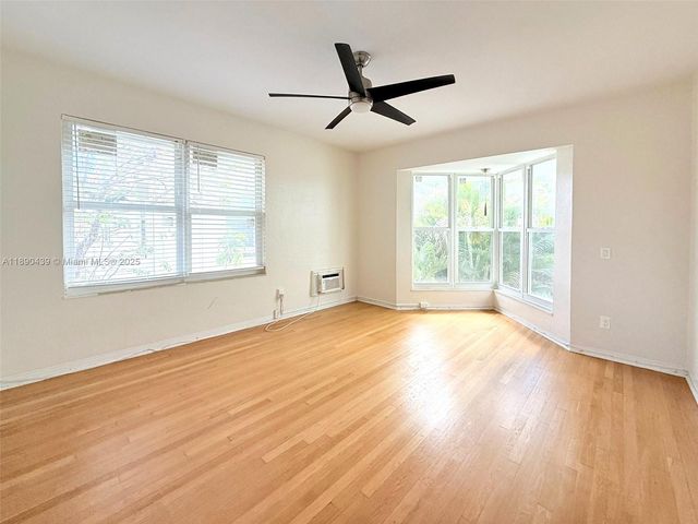 315 W 28th St 17, Miami Beach, FL 33140