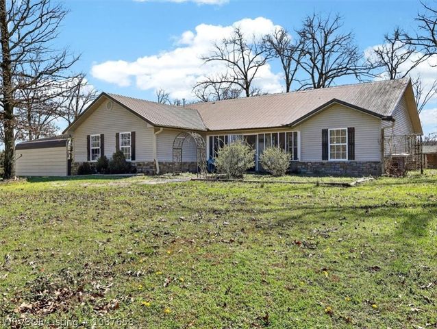690 Reaves Avenue, Pocola, OK 74902