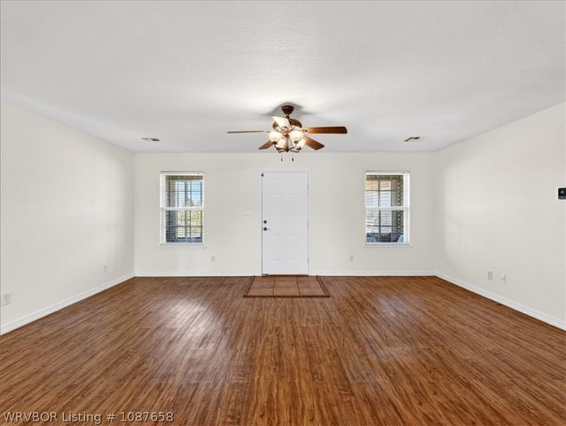 690 Reaves Avenue, Pocola, OK 74902