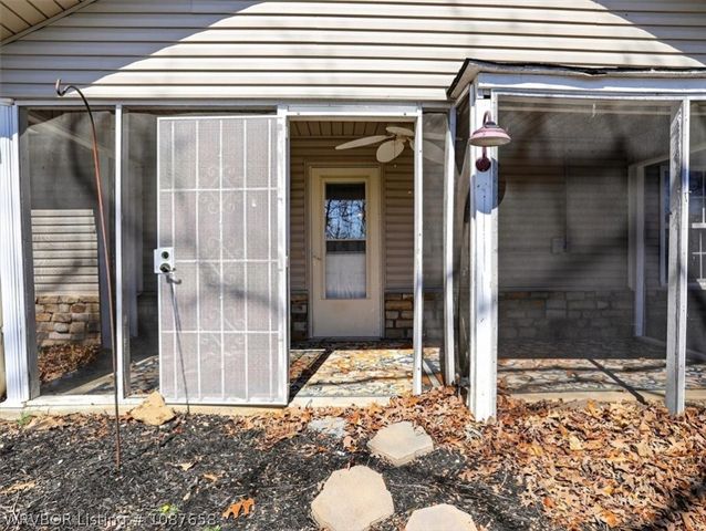 690 Reaves Avenue, Pocola, OK 74902