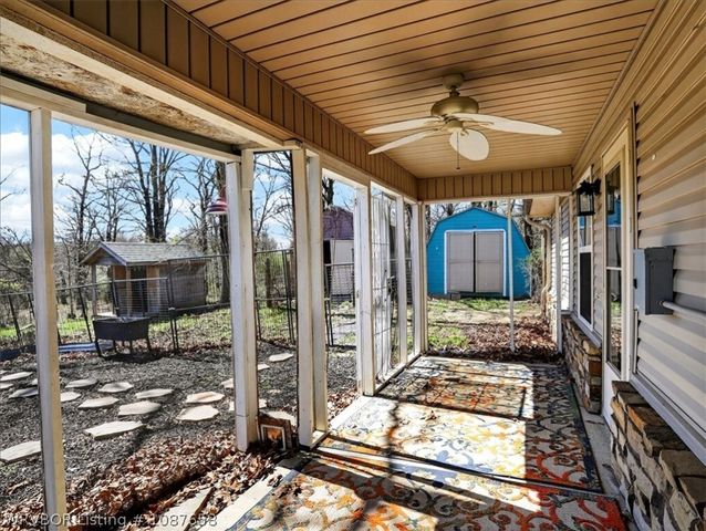 690 Reaves Avenue, Pocola, OK 74902