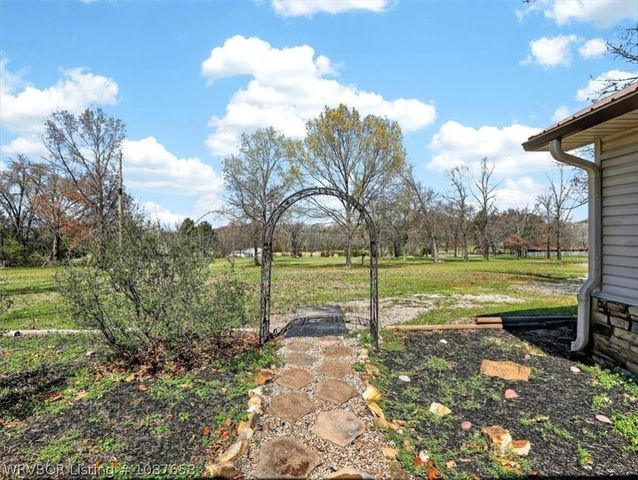 690 Reaves Avenue, Pocola, OK 74902