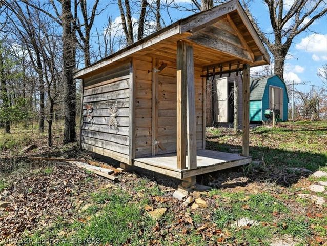 690 Reaves Avenue, Pocola, OK 74902