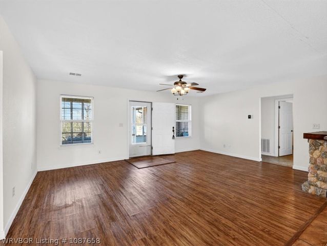 690 Reaves Avenue, Pocola, OK 74902