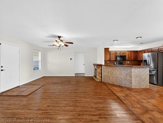 690 Reaves Avenue, Pocola, OK 74902