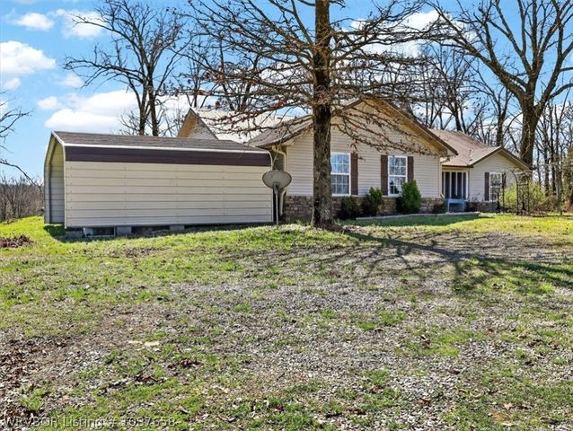 690 Reaves Avenue, Pocola, OK 74902