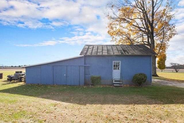 55637 Bennett Road, Leonidas Twp, MI 49066