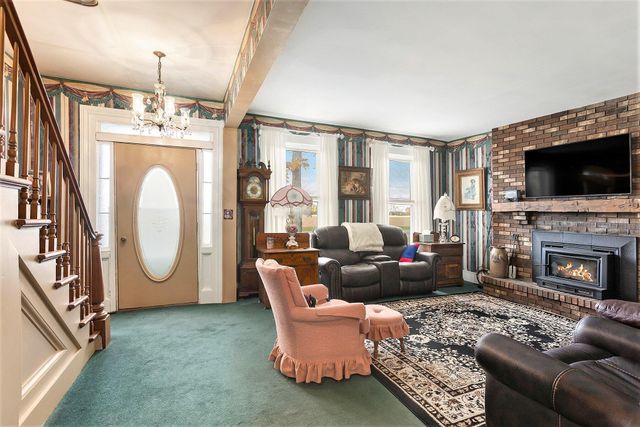 55637 Bennett Road, Leonidas Twp, MI 49066