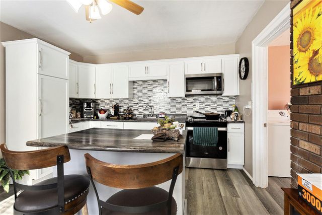 55637 Bennett Road, Leonidas Twp, MI 49066