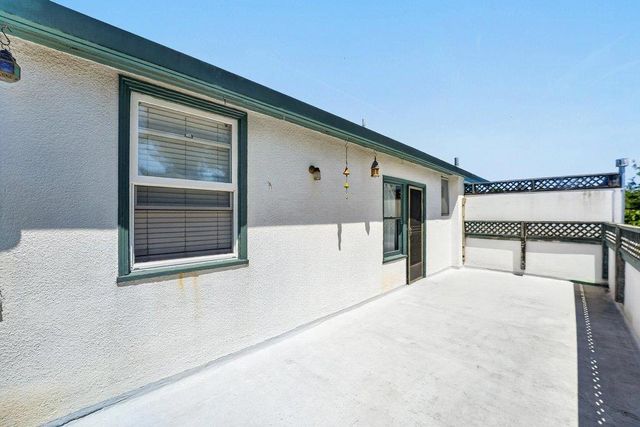 911 King Street, Santa Cruz, CA 95060