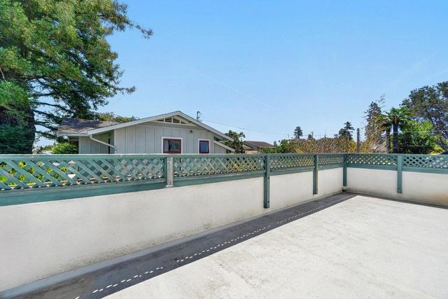 911 King Street, Santa Cruz, CA 95060
