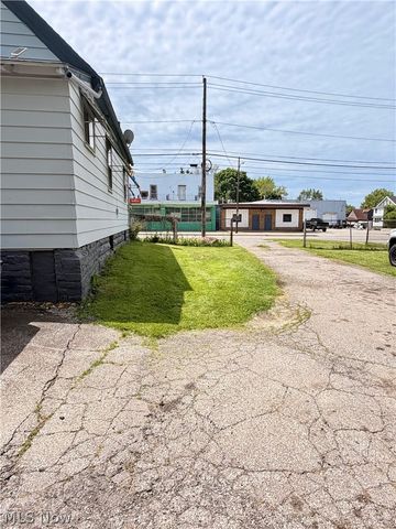 3345 Elyria Avenue, Lorain, OH 44055