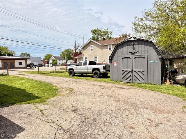 3345 Elyria Avenue, Lorain, OH 44055