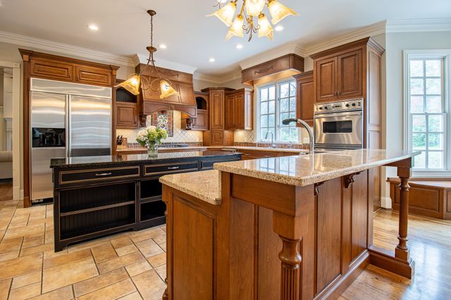 11 Bancroft Pl, Nashville, TN 37215