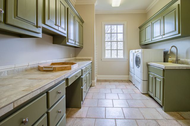 11 Bancroft Pl, Nashville, TN 37215