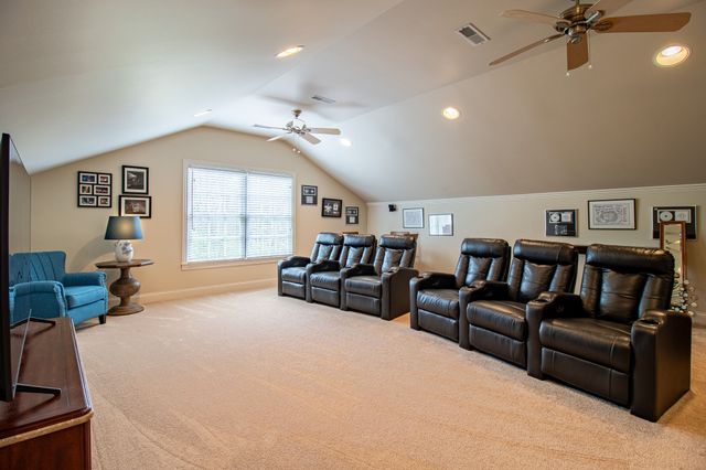 11 Bancroft Pl, Nashville, TN 37215