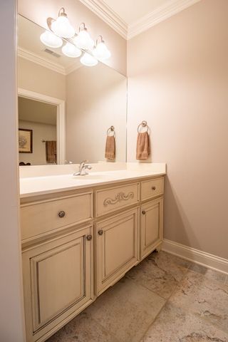 11 Bancroft Pl, Nashville, TN 37215
