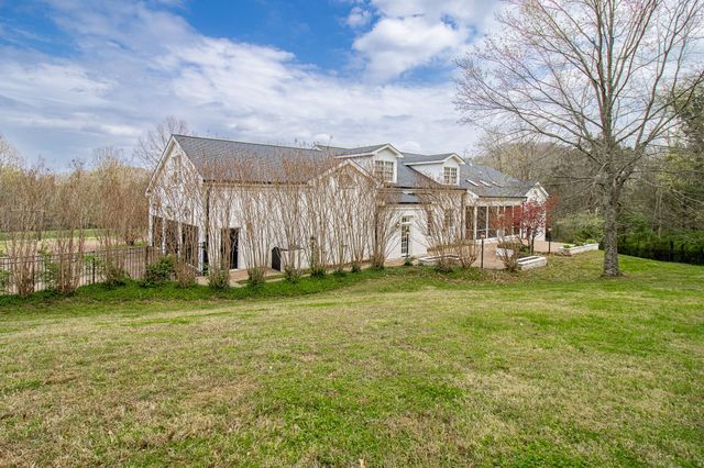 11 Bancroft Pl, Nashville, TN 37215