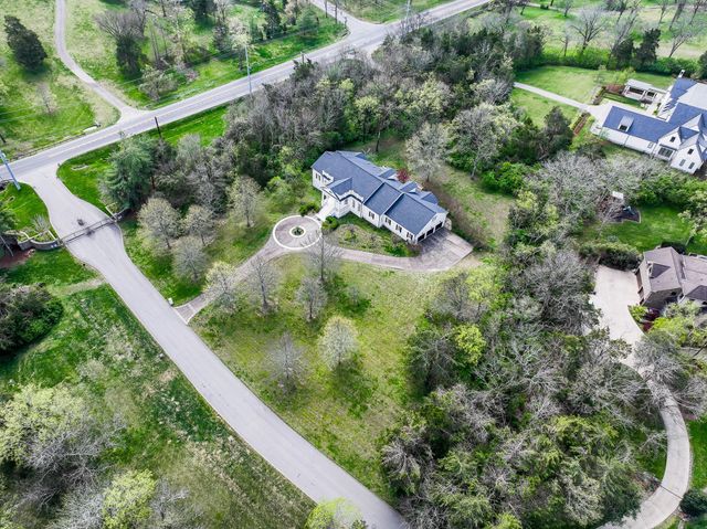 11 Bancroft Pl, Nashville, TN 37215