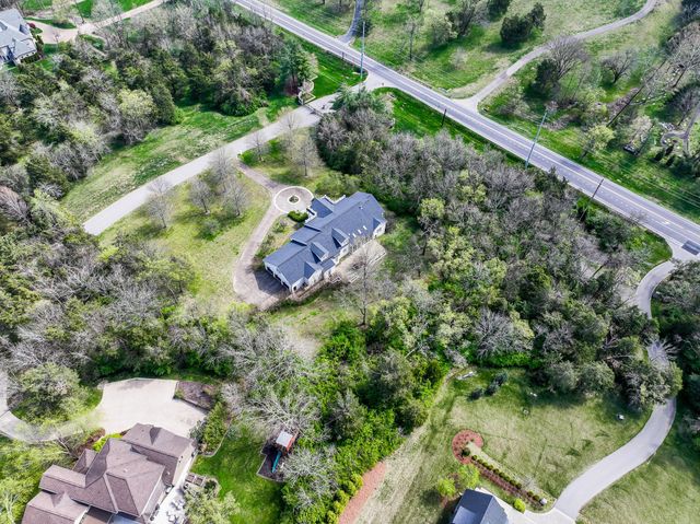 11 Bancroft Pl, Nashville, TN 37215
