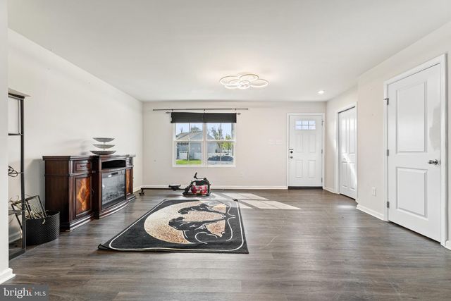 163 CISELEY DR, Sicklerville, NJ 08081