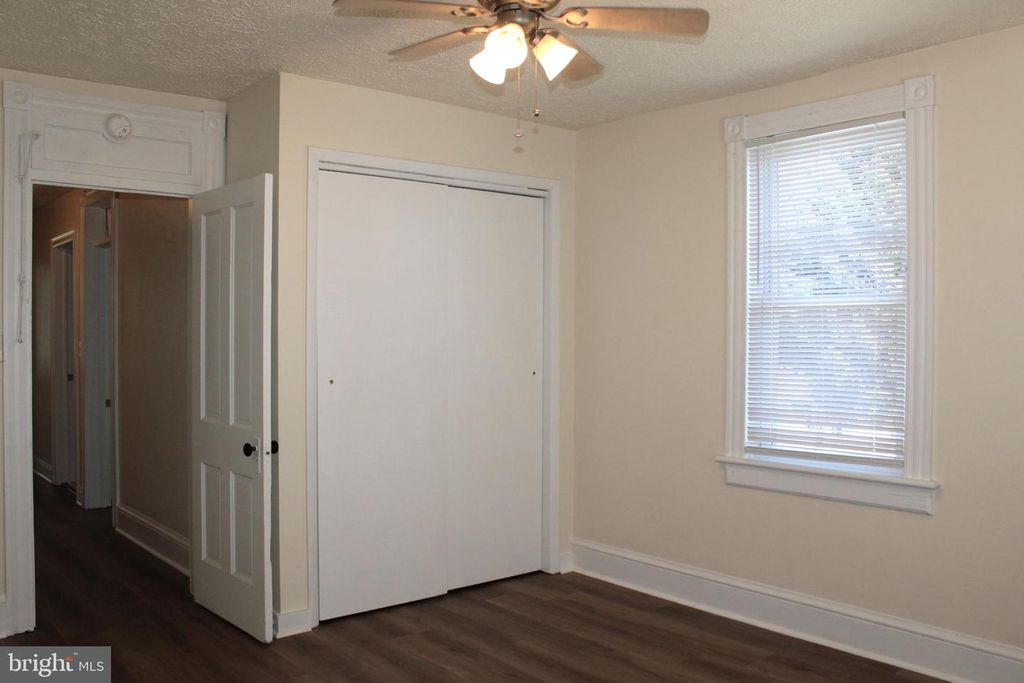 Image 34 of property listing at 215-217 E OFFUTT ST, Cumberland, MD 21502