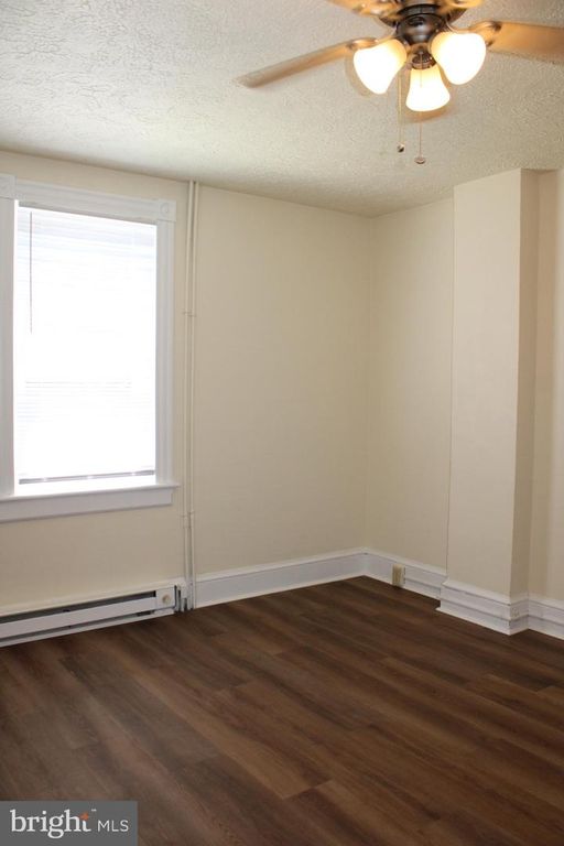 Image 36 of property listing at 215-217 E OFFUTT ST, Cumberland, MD 21502