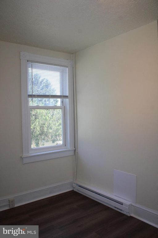 Image 52 of property listing at 215-217 E OFFUTT ST, Cumberland, MD 21502