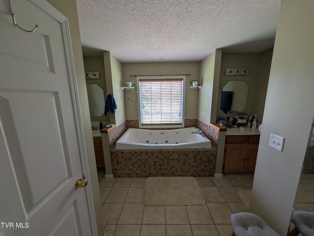 1222 Bowmantown Road, Limestone, TN 37681