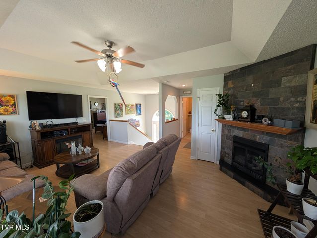 1222 Bowmantown Road, Limestone, TN 37681