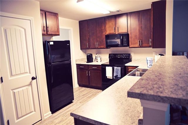 2765 Valley Green Drive 67, Gainesville, GA 30504