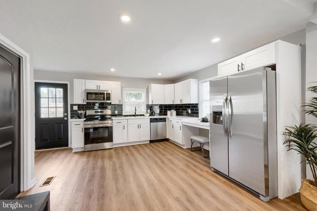 20 TRANSVERSE AVE, Baltimore, MD 21220