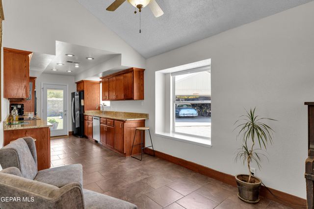 1404 ADOLPH CARSON Place, El Paso, TX 79936