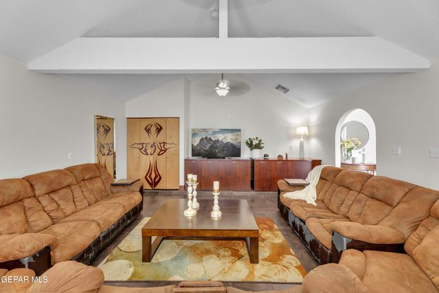 1404 ADOLPH CARSON Place, El Paso, TX 79936