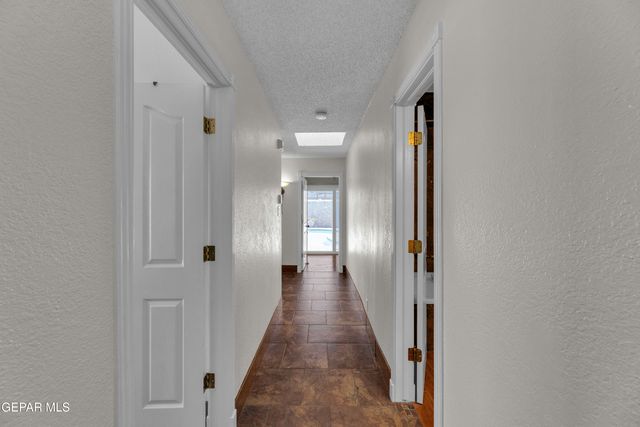1404 ADOLPH CARSON Place, El Paso, TX 79936