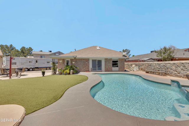 1404 ADOLPH CARSON Place, El Paso, TX 79936