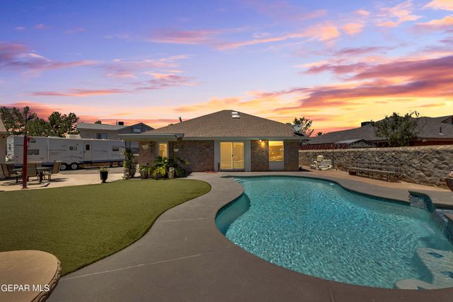 1404 ADOLPH CARSON Place, El Paso, TX 79936