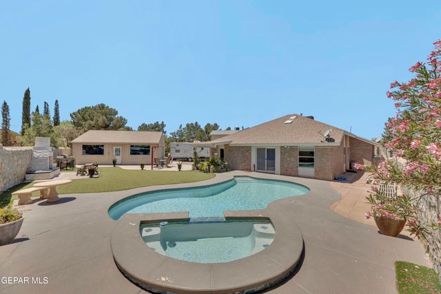 1404 ADOLPH CARSON Place, El Paso, TX 79936