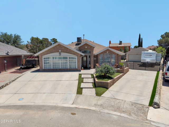 1404 ADOLPH CARSON Place, El Paso, TX 79936