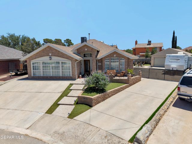 1404 ADOLPH CARSON Place, El Paso, TX 79936