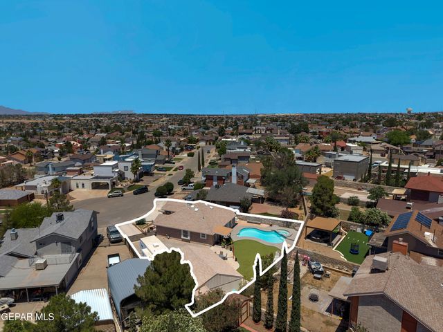 1404 ADOLPH CARSON Place, El Paso, TX 79936