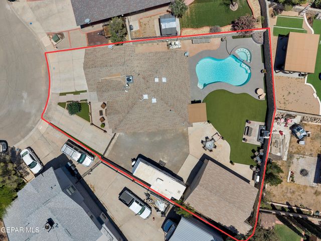 1404 ADOLPH CARSON Place, El Paso, TX 79936