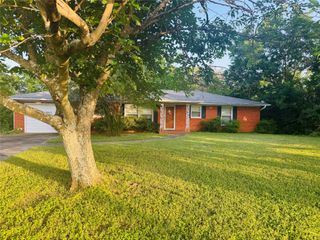 311 E Newland Drive, Robinson, TX 76706