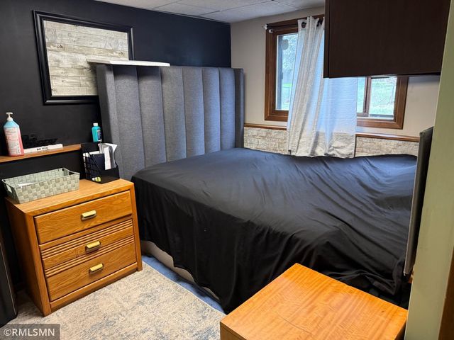 7717 Bryant Avenue N, Brooklyn Park, MN 55444