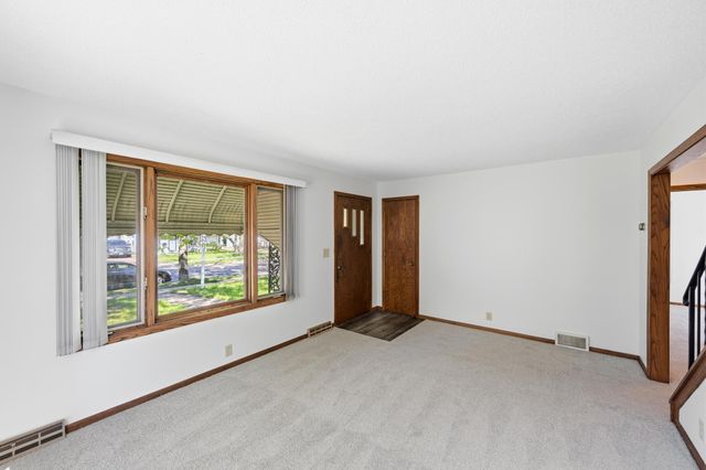 3059 Utah Avenue S, Saint Louis Park, MN 55426